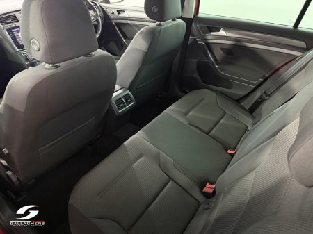 2020 Volkswagen Golf - photo 15