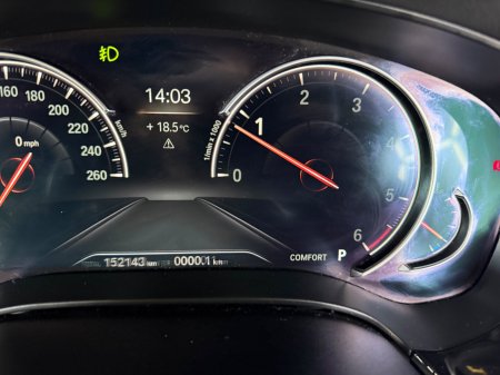 2017 BMW 5-Series - photo 25