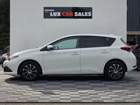2018 Toyota Auris - photo 3