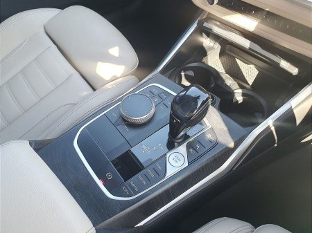 2021 BMW 3-Series - photo 10