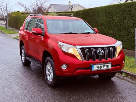 2017 Toyota Land Cruiser - photo 3