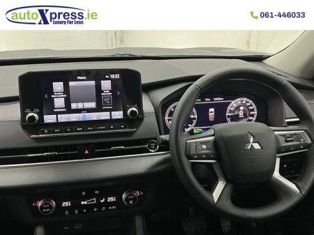 2022 Mitsubishi Outlander - photo 20