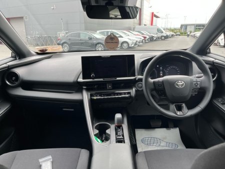 2024 Toyota C-HR - photo 8