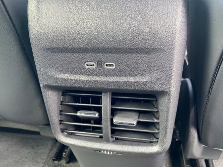 2025 Ford Capri - photo 24