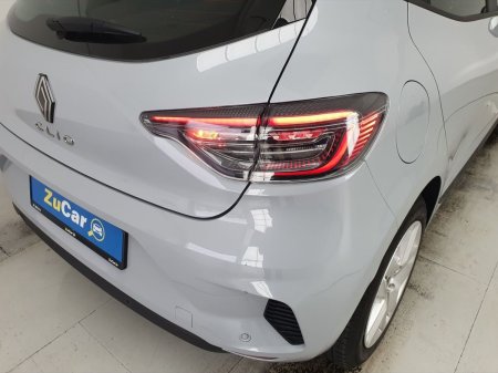 2025 Renault Clio - photo 37