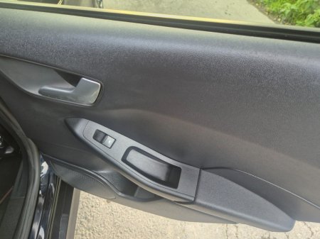 2023 Ford Fiesta - photo 11