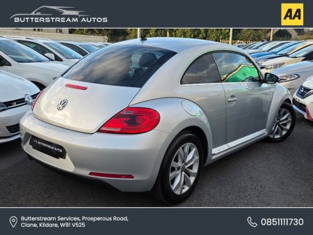 2012 Volkswagen Beetle - photo 2