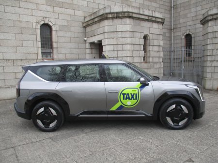 2026 Kia EV9 - photo 2