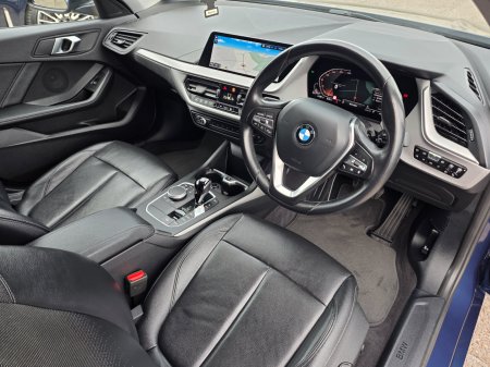 2022 BMW 1-Series - photo 11