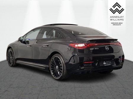 2026 Mercedes-Benz EQE - photo 9
