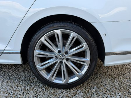 2018 Volkswagen Passat - photo 24