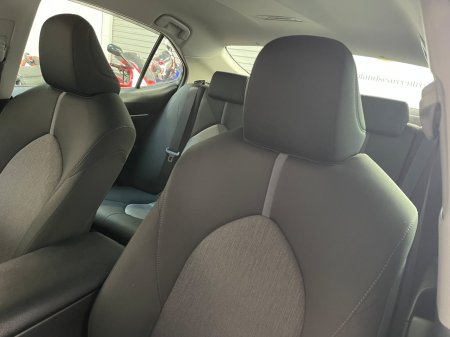 2021 Toyota Camry - photo 10