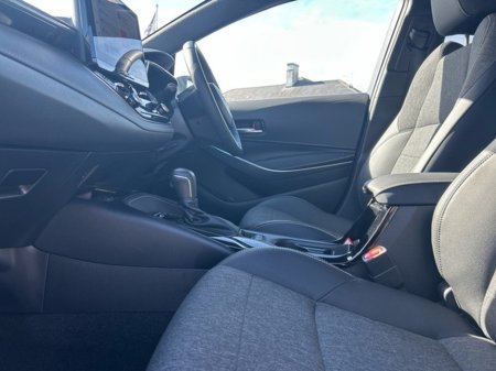 2025 Toyota Corolla - photo 6