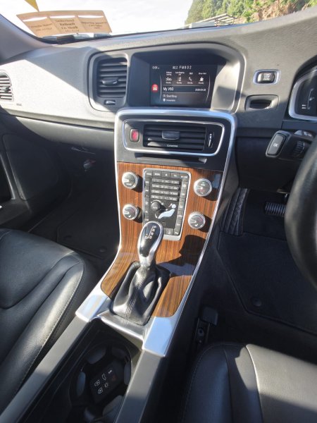 2018 Volvo V60 - photo 17