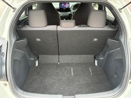 2021 Toyota Yaris - photo 8