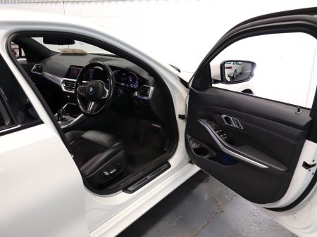 2020 BMW 3-Series - photo 22