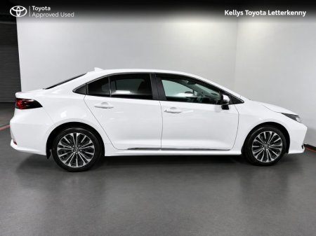 2023 Toyota Corolla - photo 3