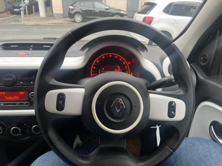 2015 Renault Twingo - photo 23