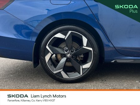2025 Skoda Superb - photo 9