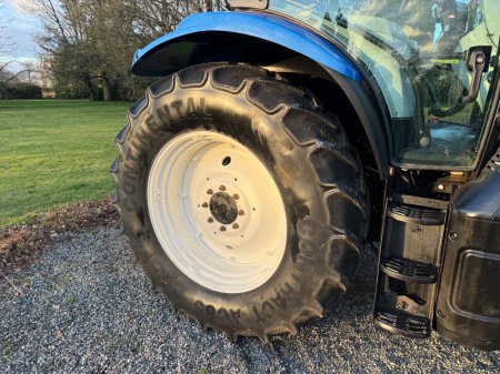 2013 New Holland T6.120 - photo 5