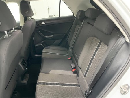 2021 Volkswagen T-Roc - photo 16