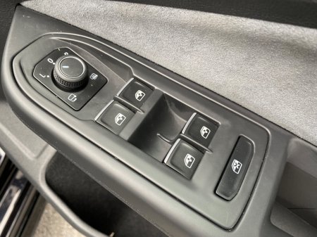 2024 Volkswagen Golf - photo 22