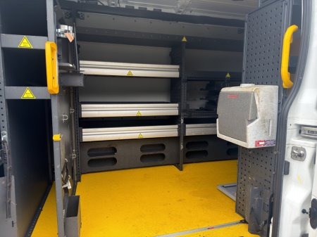 2020 Ford Transit - photo 17