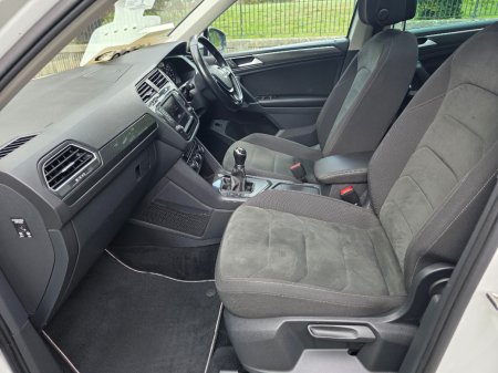 2017 Volkswagen Tiguan - photo 9