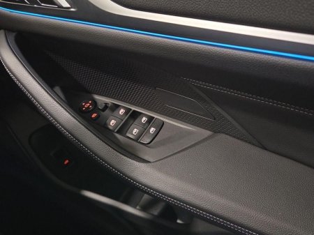 2025 BMW i4 - photo 23