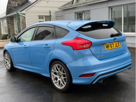 2017 Ford Focus - photo 6
