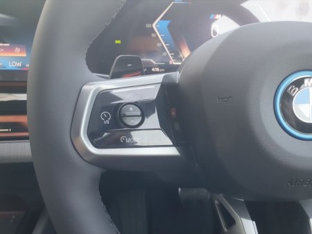2026 BMW 5-Series - photo 17