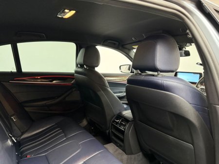 2017 BMW 5-Series - photo 12