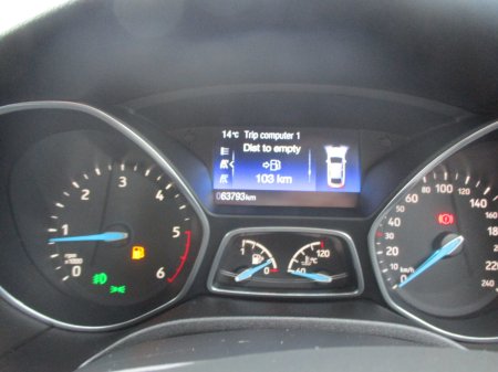 2016 Ford Focus - photo 2