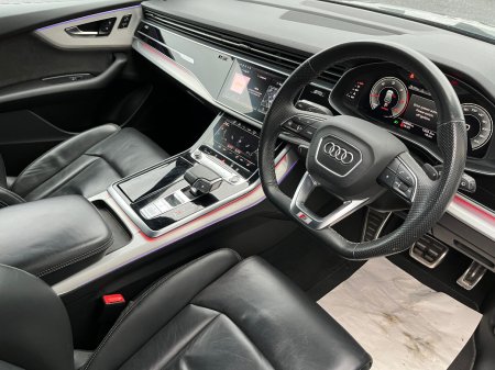 2022 Audi Q8 - photo 11