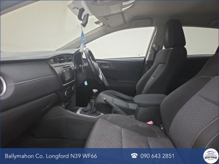 2015 Toyota Auris - photo 10
