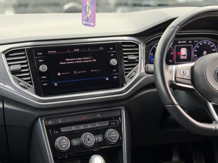 2021 Volkswagen T-Roc - photo 21
