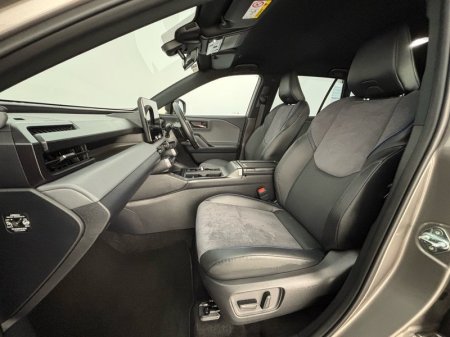 2027 Toyota RAV4 - photo 6