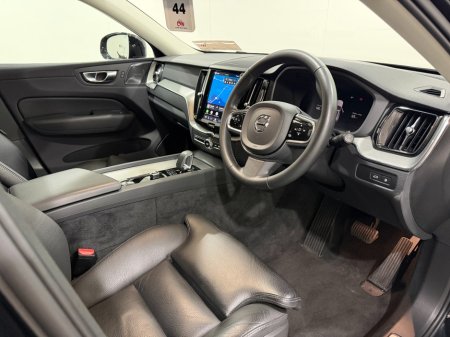 2024 Volvo XC60 - photo 10