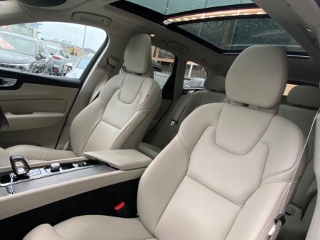 2023 Volvo XC60 - photo 10