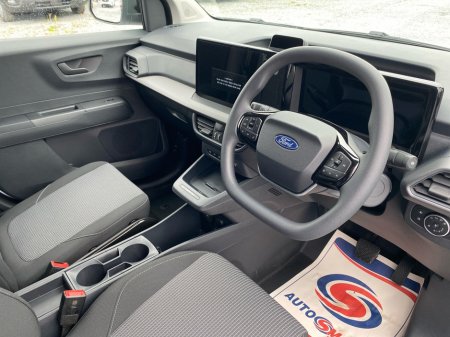 2026 Ford Transit Courier - photo 8