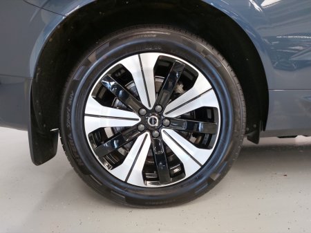 2025 Volvo XC60 - photo 10