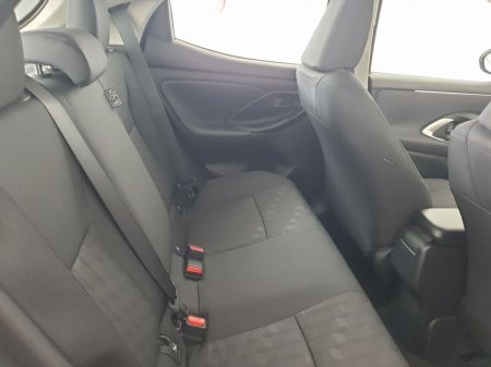 2024 Toyota Yaris - photo 13
