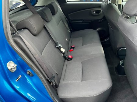2016 Toyota Yaris - photo 12