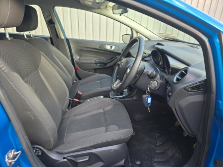 2014 Ford Fiesta - photo 10