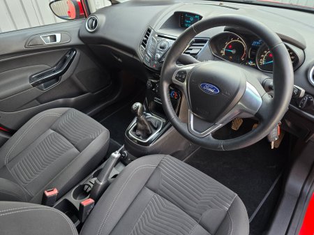 2014 Ford Fiesta - photo 11