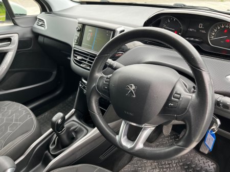 2017 Peugeot 2008 - photo 14
