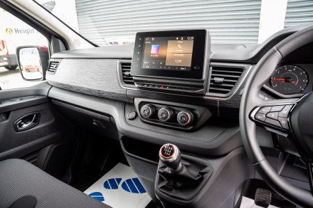 2026 Renault Trafic - photo 13