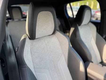 2021 Peugeot 208 - photo 15