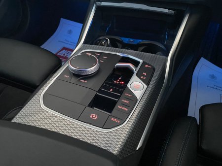 2023 BMW 3-Series - photo 15