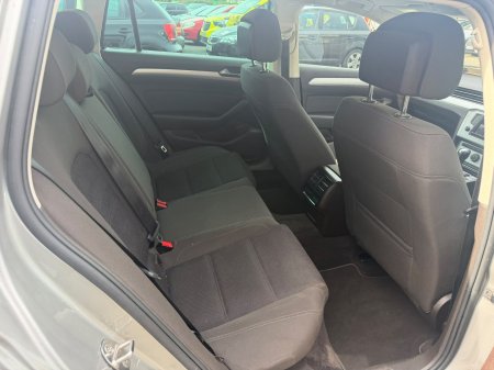2015 Volkswagen Passat - photo 12